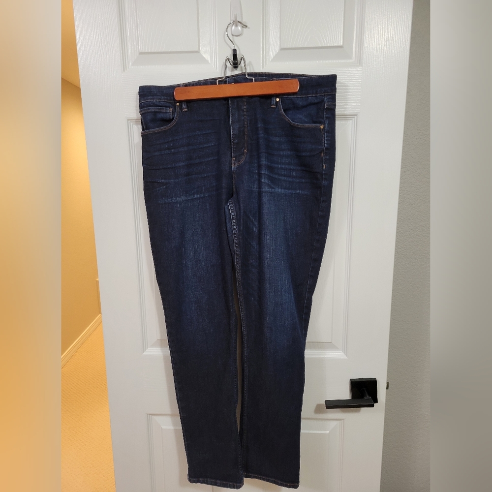 Beautiful jeans - Picture 4 of 4